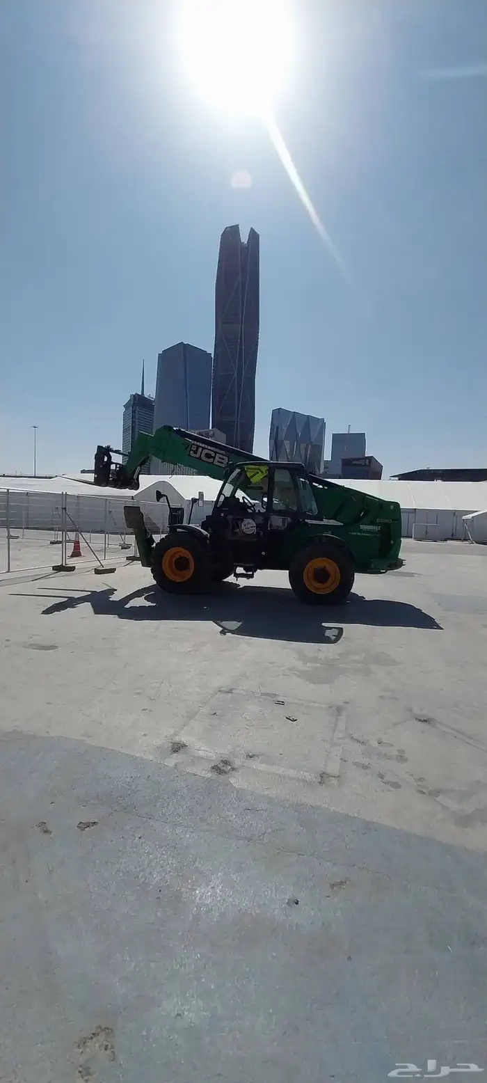 ابو فارس لجميع المعدات الثقيله للايجار في الرياض 6