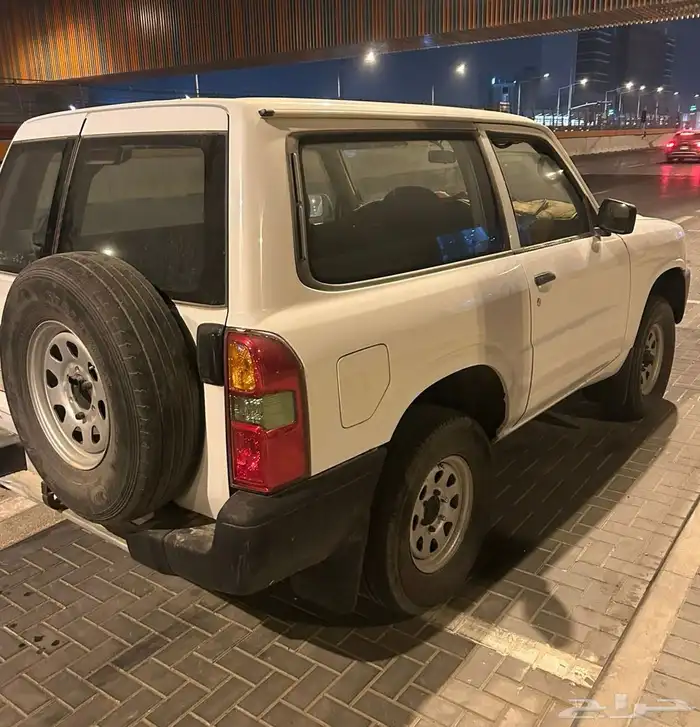 باترول ربع موديل 2006 ممشى قليل 3