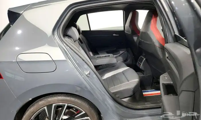 Volkswagen Golf 2023 11