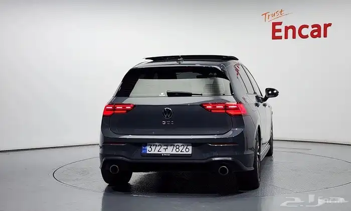 Volkswagen Golf 2023 3