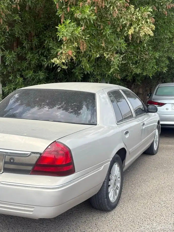 فورد ماركيز 2010 مرشوش 7