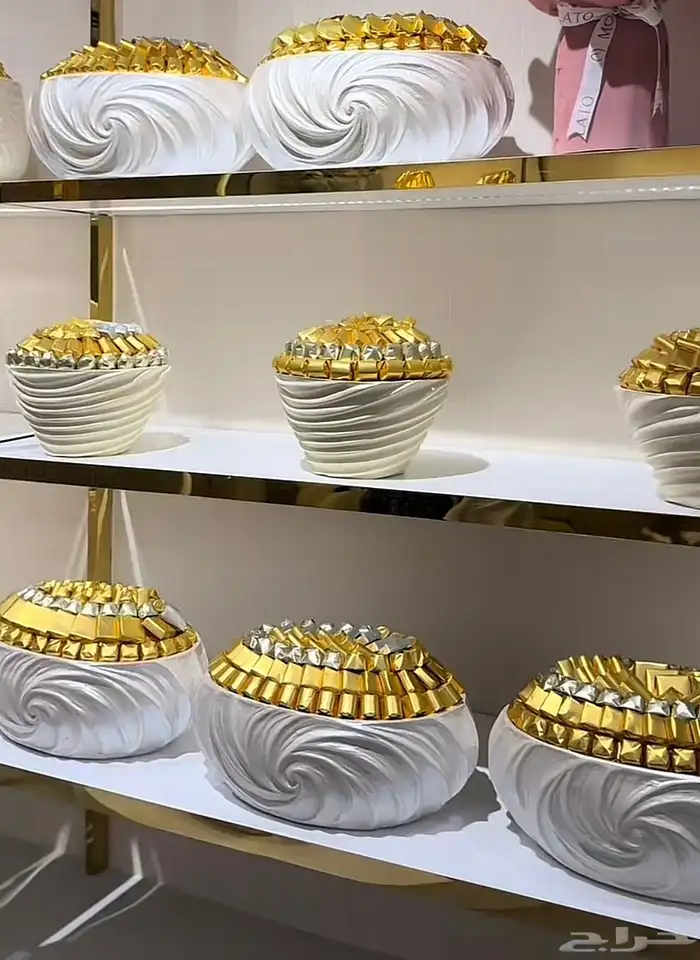 إيجار صواني 8