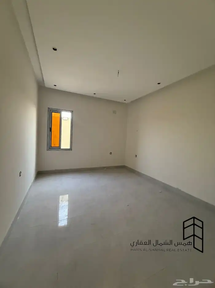 للبيع شقق ارضيه حي البوادي 6