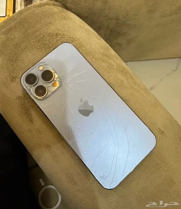 ايفون 13 بروماكس 1