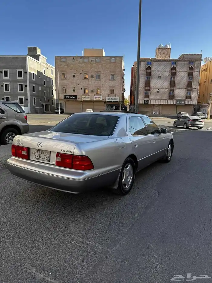 لكزس مديل 2000 LS 1