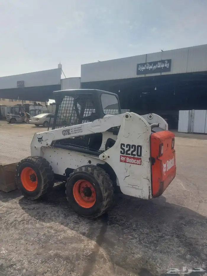 ابو فارس لجميع المعدات الثقيله للايجار في الرياض 8