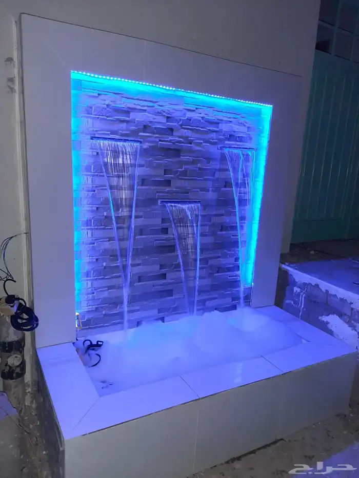 بديل خشب وعشب صناعي عاشب برضه جداري 16