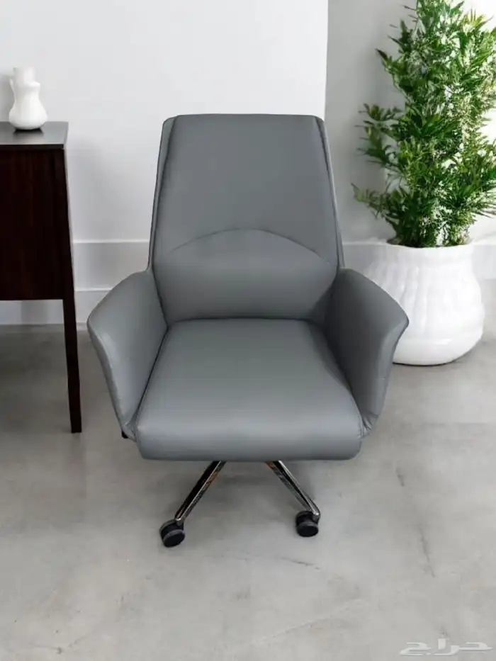 متوفر الدينا أفخم الكراسي الإدارية 3