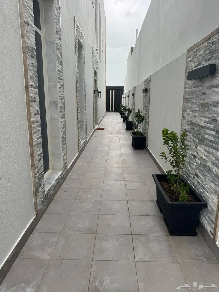 فيلا فاخرة للبيع في درة العروس 9