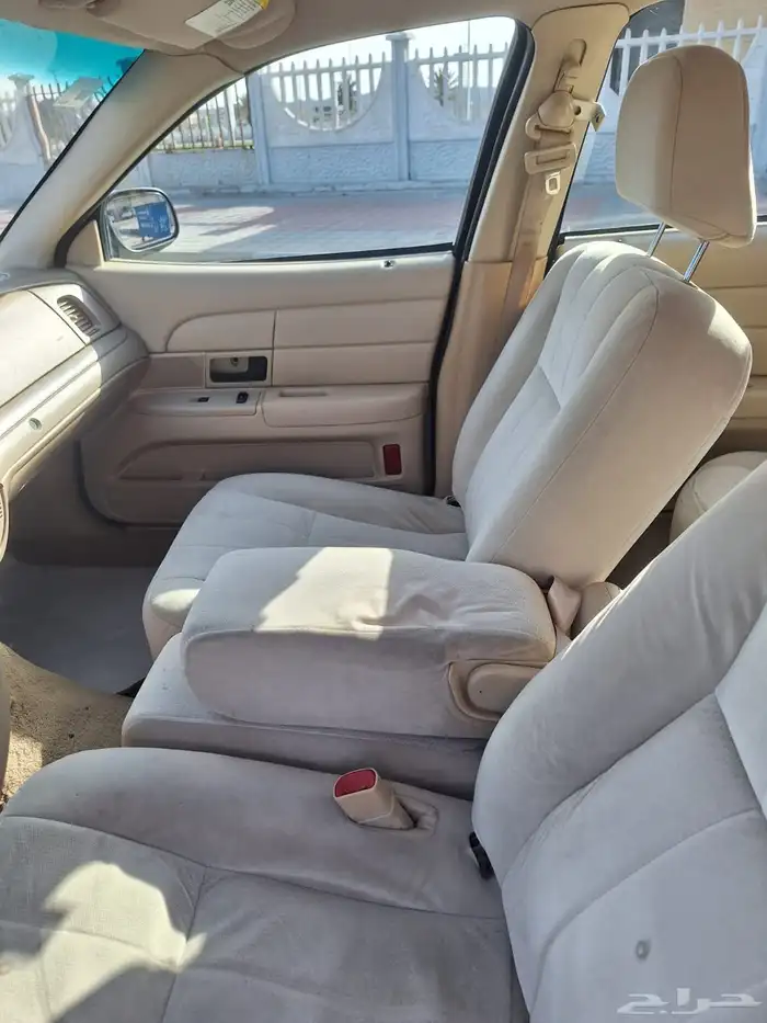 فورد فكتوريا 2010 19