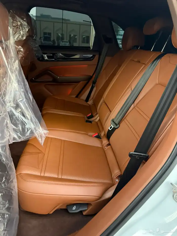 بورشه كايين موديل 2023 خليجي موجودة بدبي 5