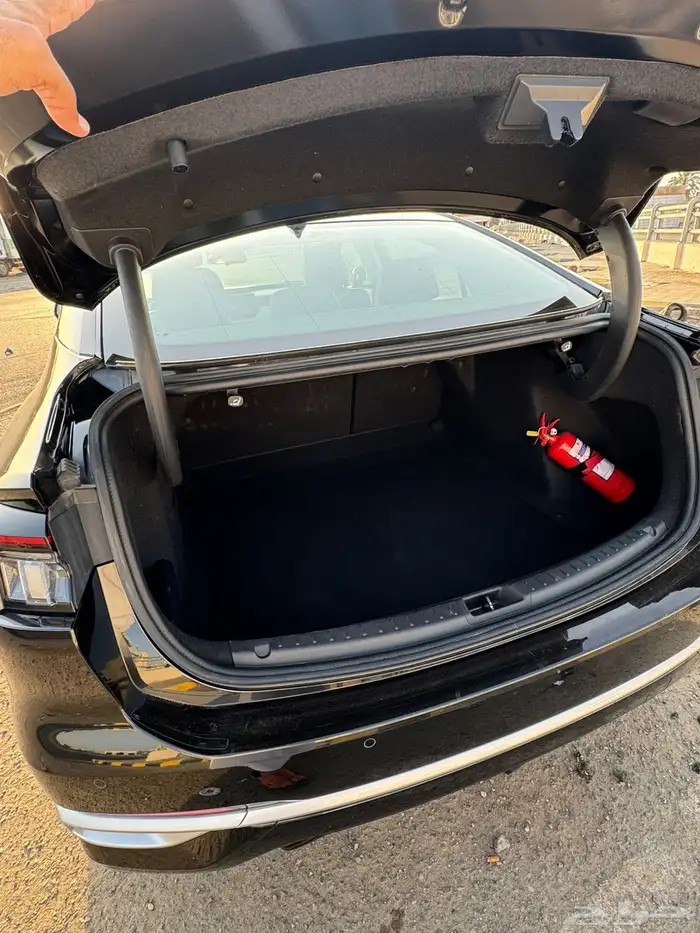 تورس 2023 ترند نص فل اسود ملكي 11