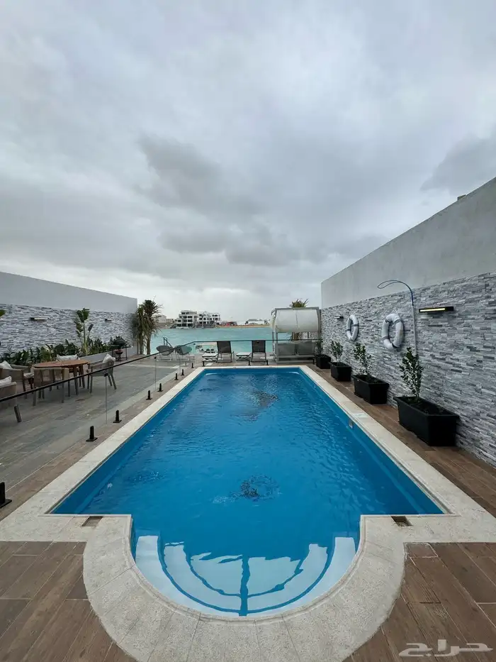 فيلا فاخرة للبيع في درة العروس 13