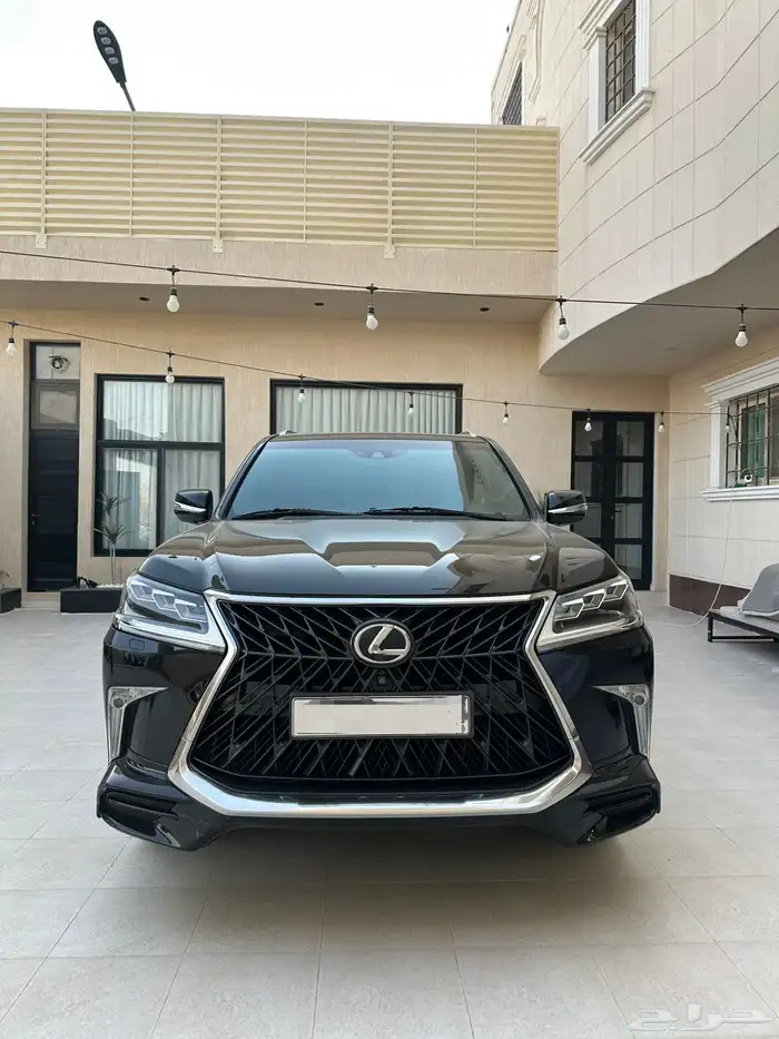 لكزس LX570 2019 0