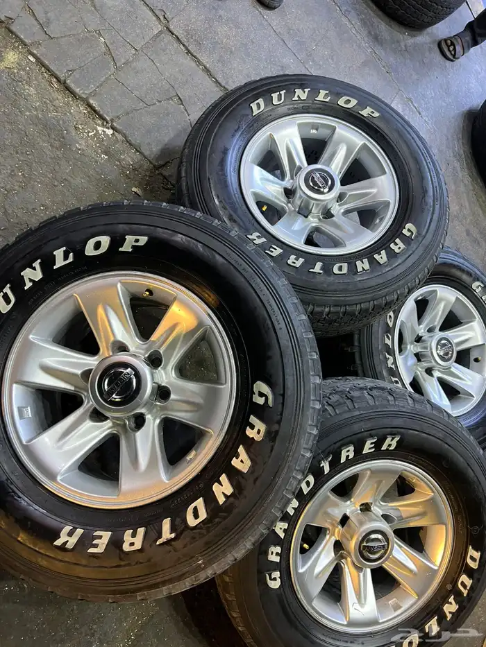 جنوط فتك مع كفرات دنلوب وكاله مقاس 275 70 16 8