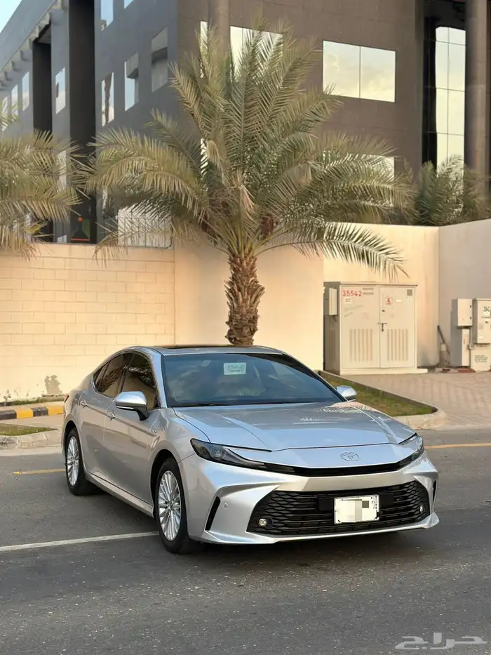تويوتا كامري اي بلس 2025 0