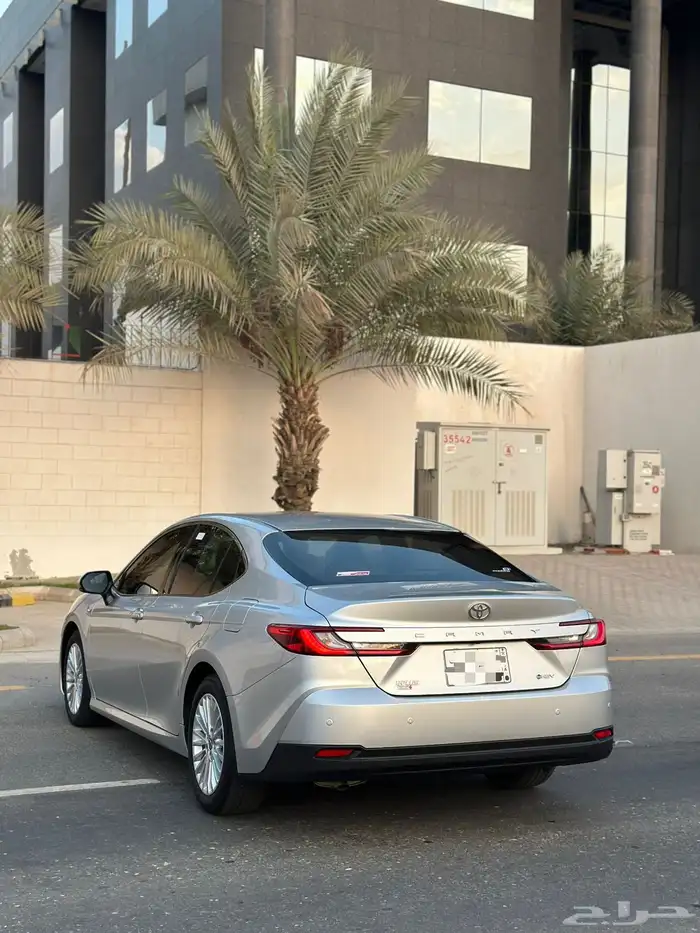 تويوتا كامري اي بلس 2025 10