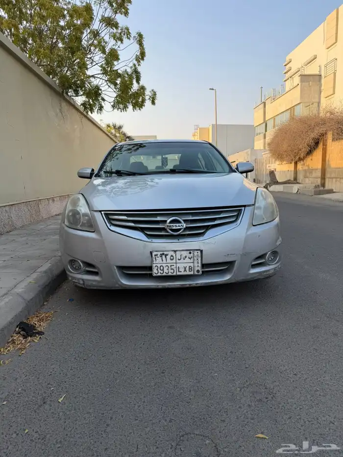 نيسان التيما 2010 0