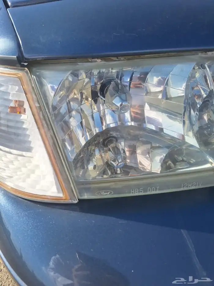 فورد فكتوريا 2010 6