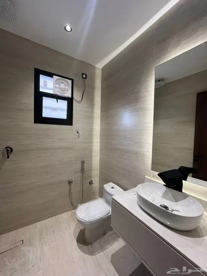 ادوار متكرره بمداخل خاصه ومواقف مستقله فاخره للبيع 12