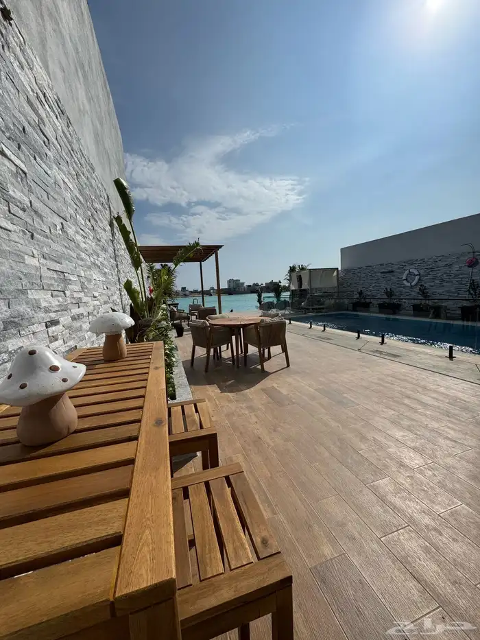 فيلا فاخرة للبيع في درة العروس 3