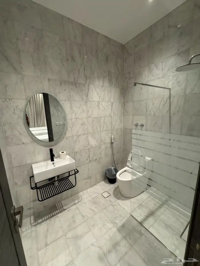 فيلا فاخرة للبيع في درة العروس 11