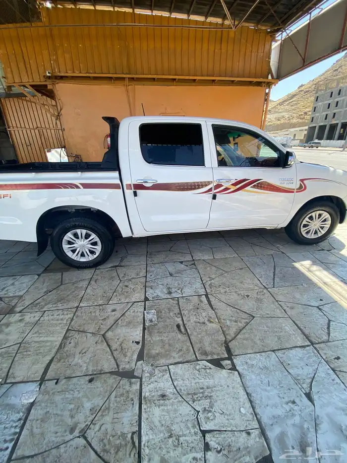 هايلوكس غمارتين GLX 2013 3