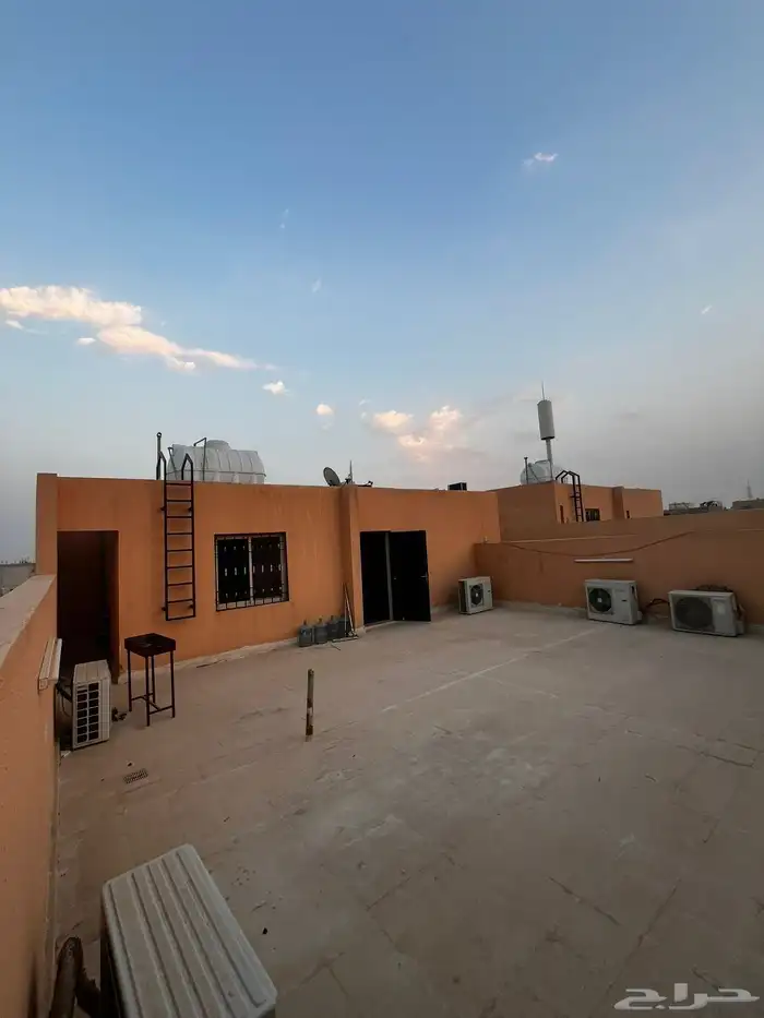شقة للإيجار حي الشفا عكاظ 9