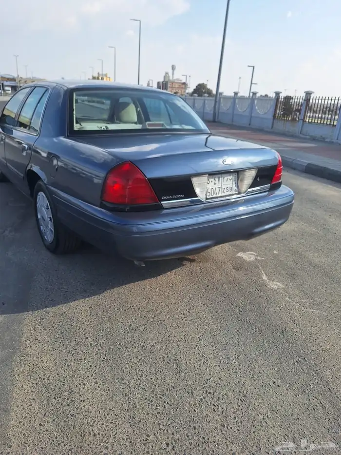 فورد فكتوريا 2010 36