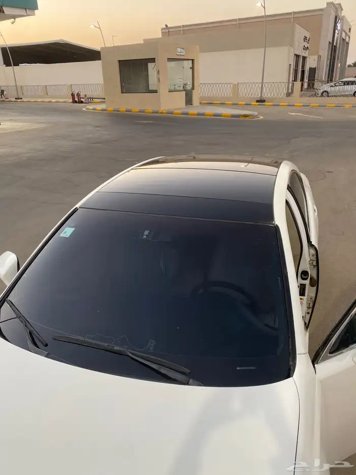 لكزس ES 10
