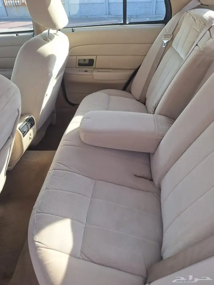 فورد فكتوريا 2010 28