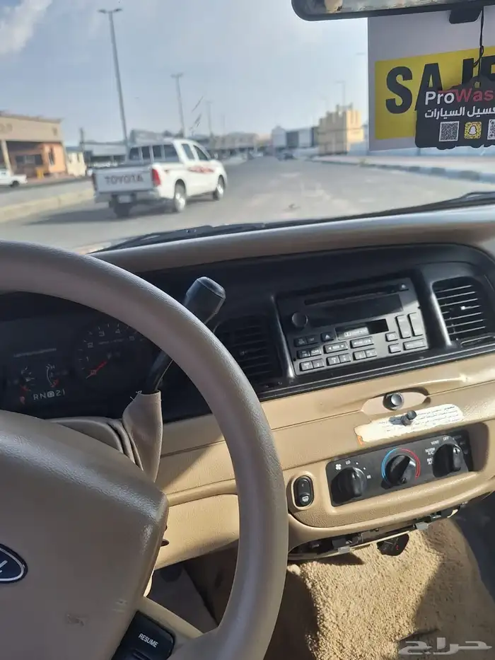 فورد فكتوريا 2010 35