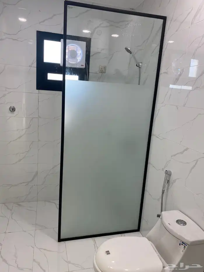 المنيوم واستركشر وزجاج سكريت محلات وشورات ومكاتب اداريه 33