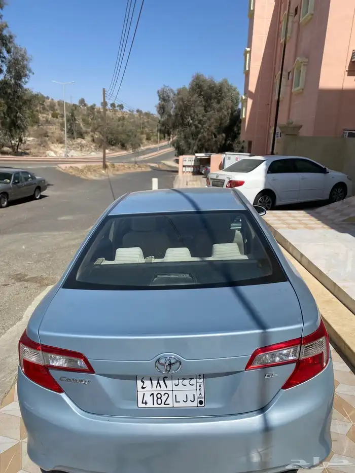 كامري 2013 نظيفة جدا 9