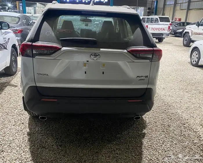 راف فور 2025 XLE فل كامل سعودي (أصفار ) 3