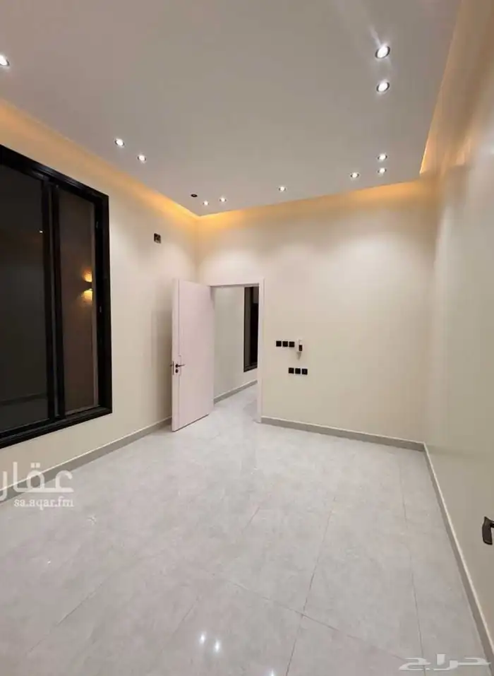 للبيع   تاون هاوس حي الرمال 4