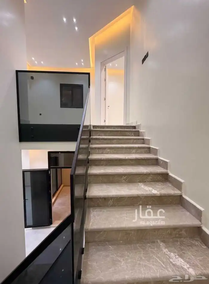 للبيع   تاون هاوس حي الرمال 6