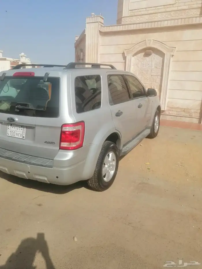 جيب فورد اسكيب موديل 2008 نظيف 5