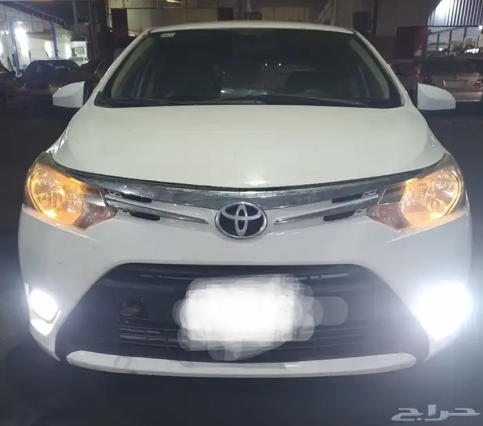 تويوتا يارس 2015 للبيع 3