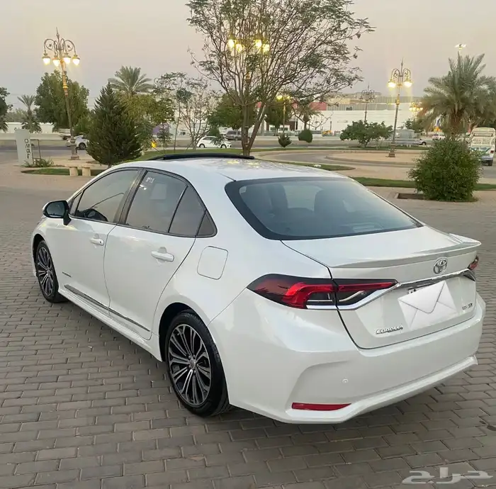 كرولا فل كامل نظيفه للمستخدم فقط 6