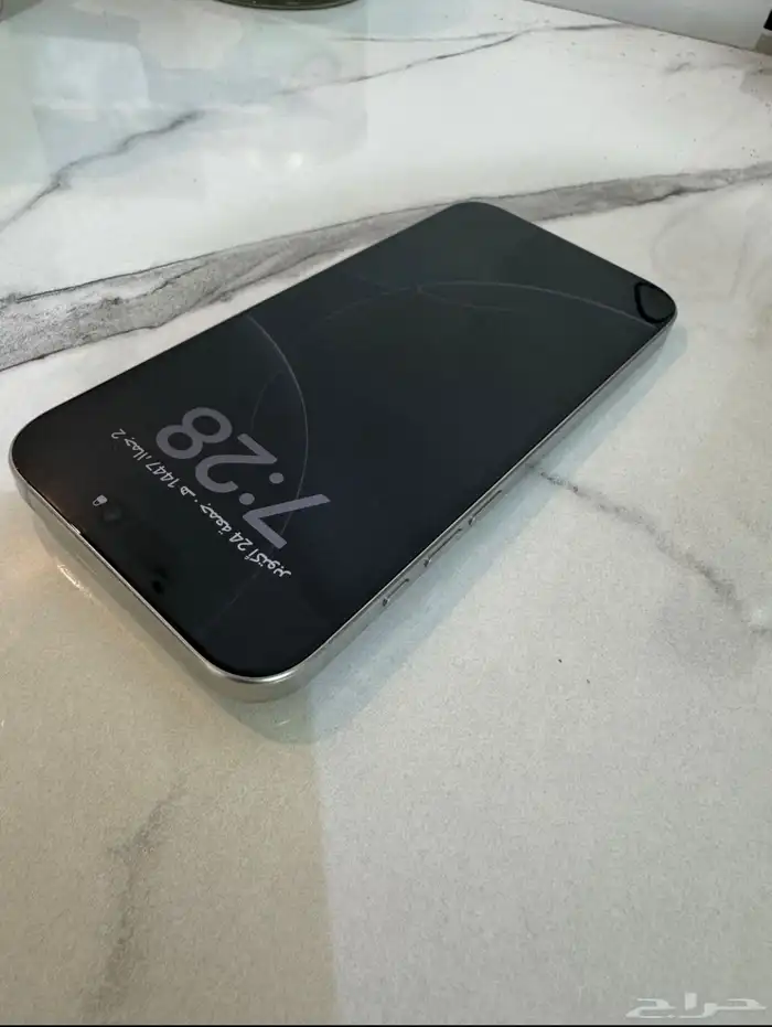 للبيع ايفون 16 بروماكس 3