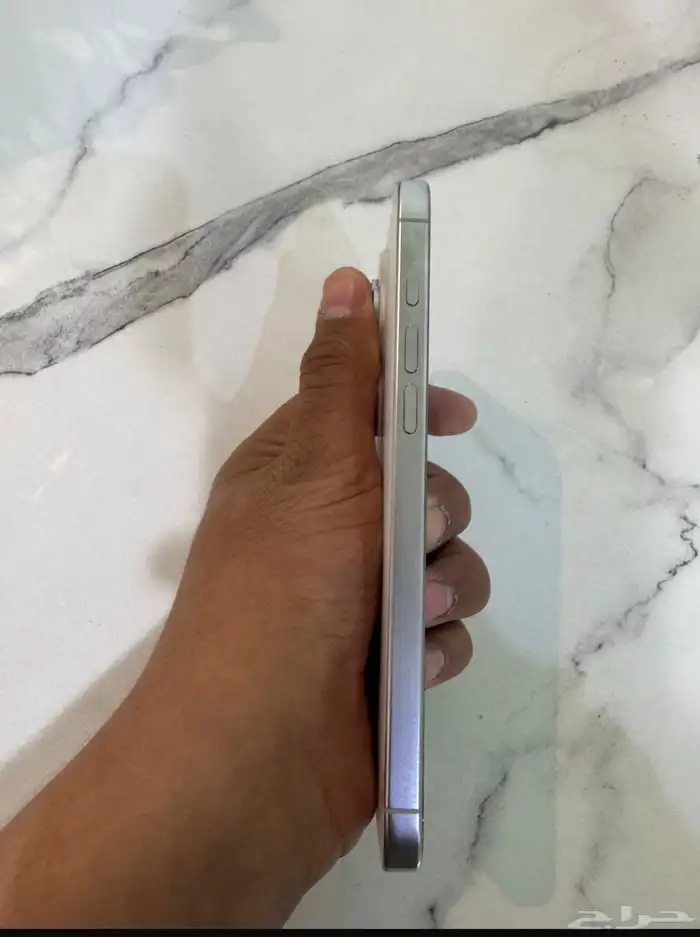للبيع ايفون 16 بروماكس 2