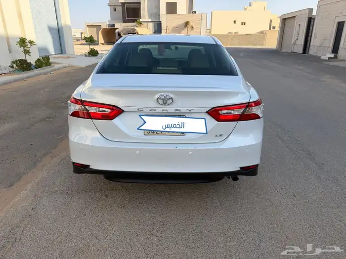 للبيع كامري 2018 شرط وكاله عدا باب السواق غيار فقط 6