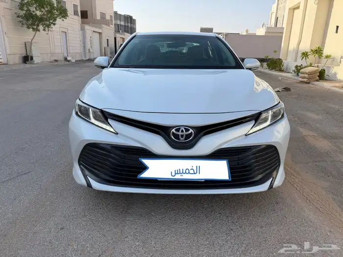 للبيع كامري 2018 شرط وكاله عدا باب السواق غيار فقط 0