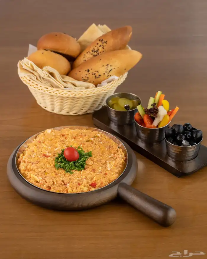 تصميم مواقع إلكترونية   إدارة إعلانات   تصوير منتجات بجود 4