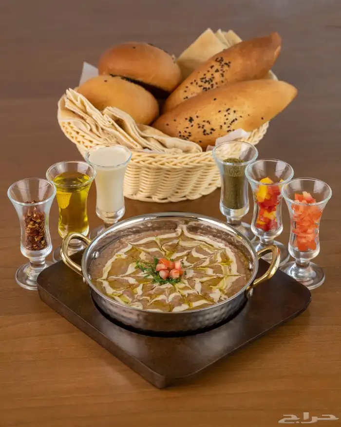 تصميم مواقع إلكترونية   إدارة إعلانات   تصوير منتجات بجود 6