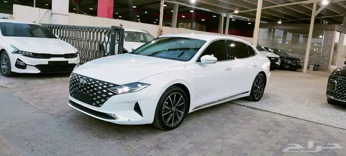 للبيع ازيرا 2023 بننزين سته سرندل 2