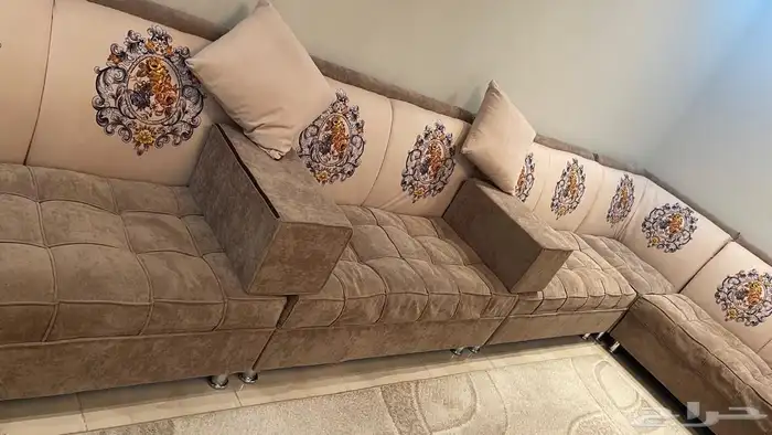 كنب مجلس مع طاولات 0