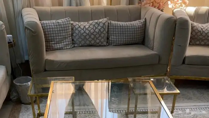 طقم كنب كلاسيكي فخم لون بيج 6