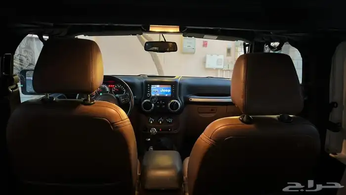 جيب رانجلير صحارى 2016 ربع قير عادي دبل 12